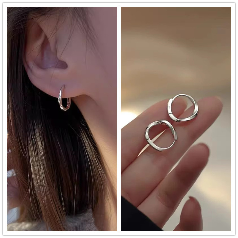 925 Silver Needle Earring Earrings for Women with a high-end feel, plain ring earrings, 2025 new bestseller, niche design, light luxury stud earrings pic 8