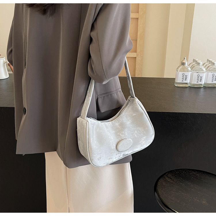 大容量通勤托特包女新款洋气单肩包潮搭时尚斜挎包都市风休闲女包详情38