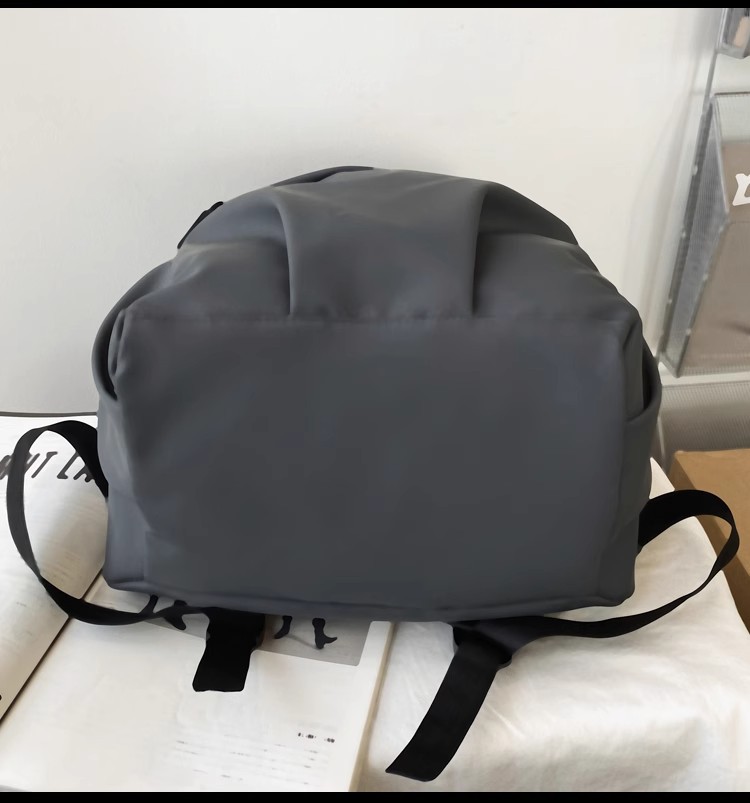 防水尼龙布韩版双肩包大容量大学生书包男士褶皱休闲旅行电脑背包详情6