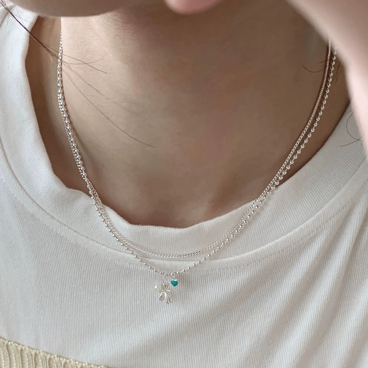 Korean InS-style S925 sterling silver double-layer balloon dog resin heart-shaped necklace, a unique and simple design accessory for women pic 3