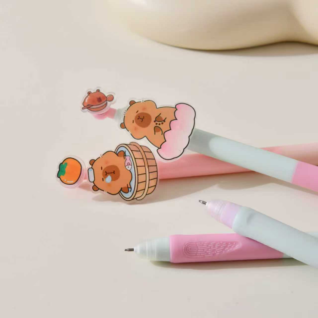 晨兮可爱创意卡通学生中性笔高颜值速干卡皮巴拉款批发办公文化书写礼品笔详情8