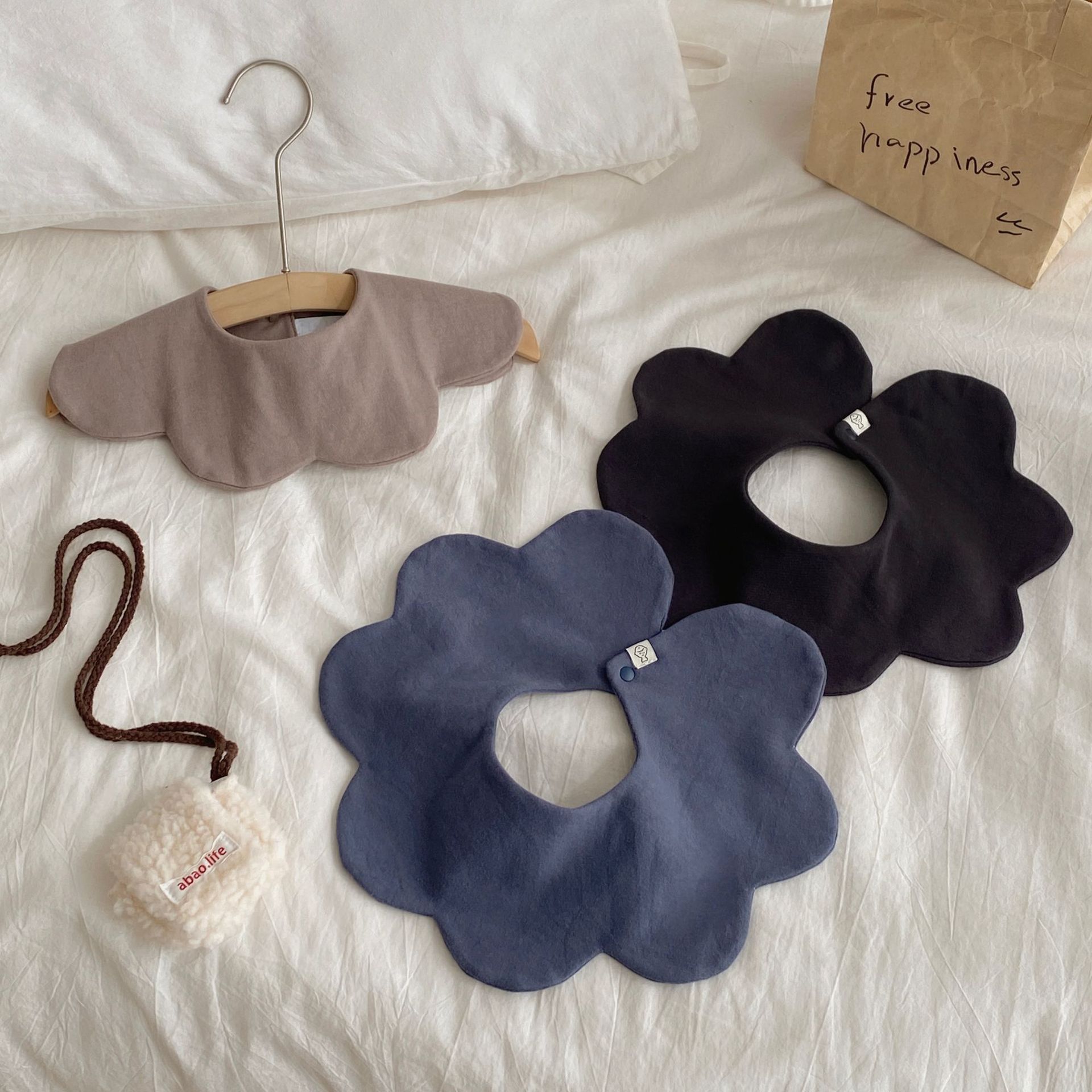 婴儿口水巾宝宝纯棉A类花瓣围兜纯色加厚双面口水巾秋冬1-3岁详情6