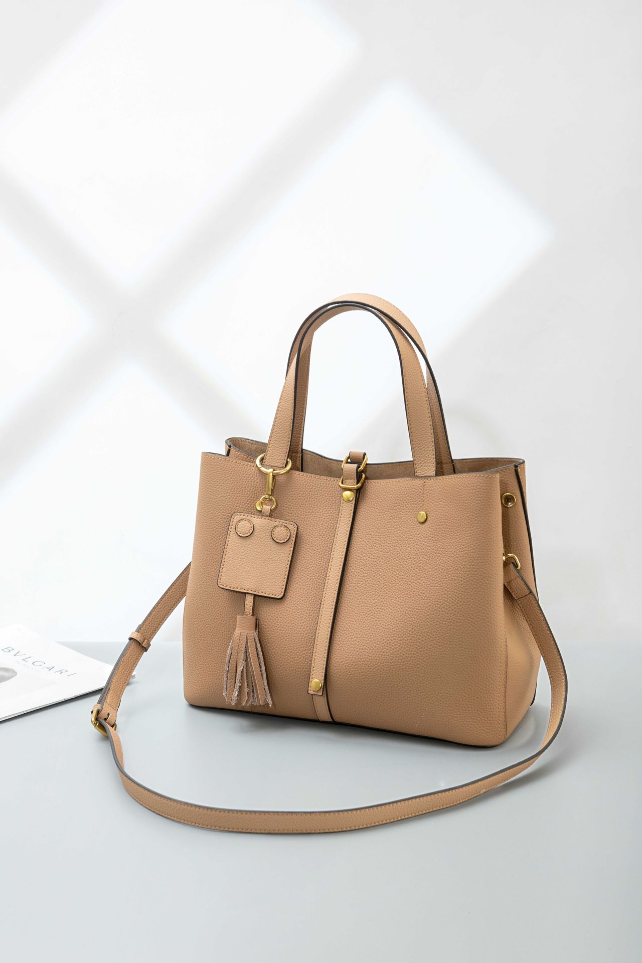 真皮手提包女头层牛皮托特包大容量水桶包真皮女士包包单肩斜挎包详情64