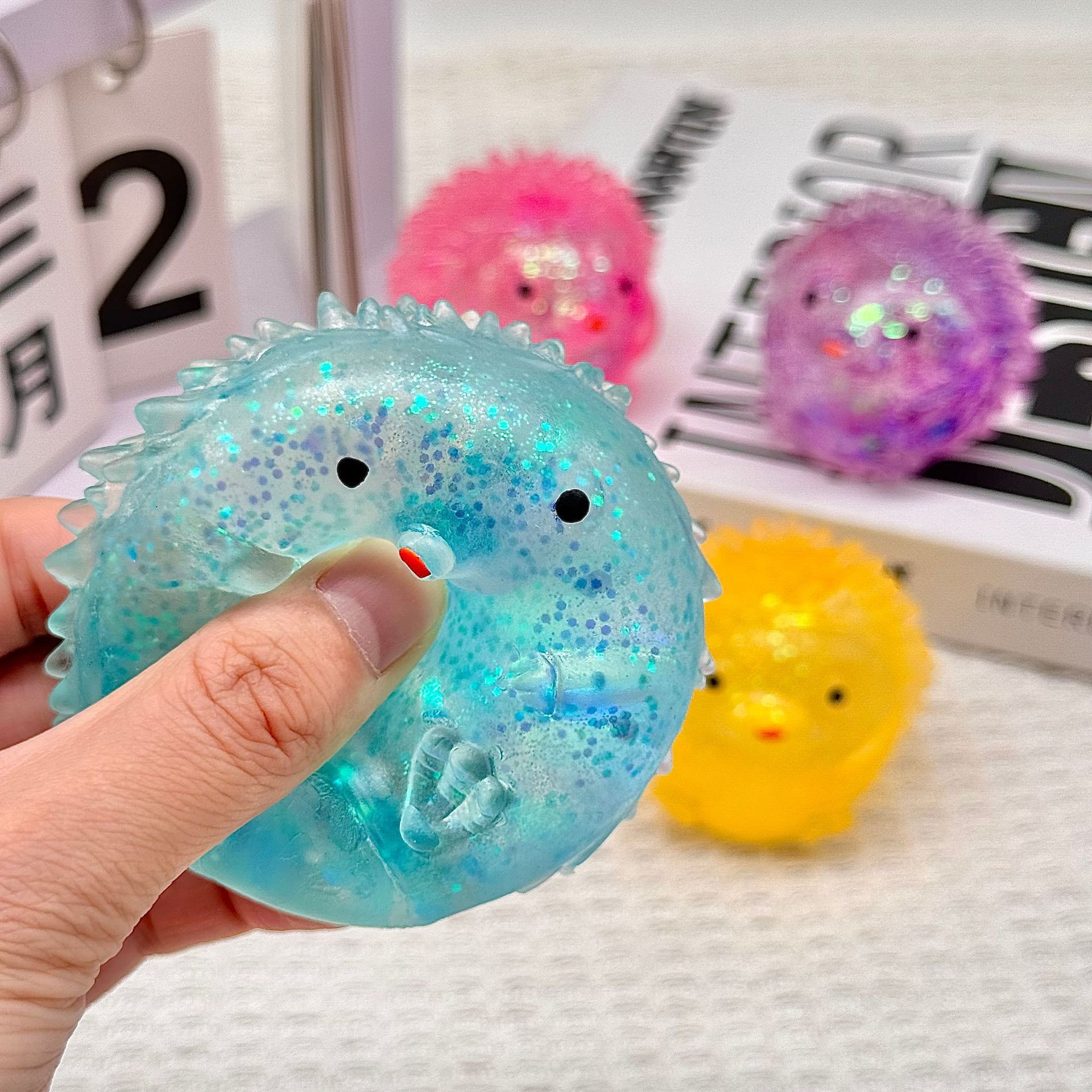 多彩麦芽糖刺猬球萌宠动物糖球慢回弹减压捏捏乐新奇特玩具详情2