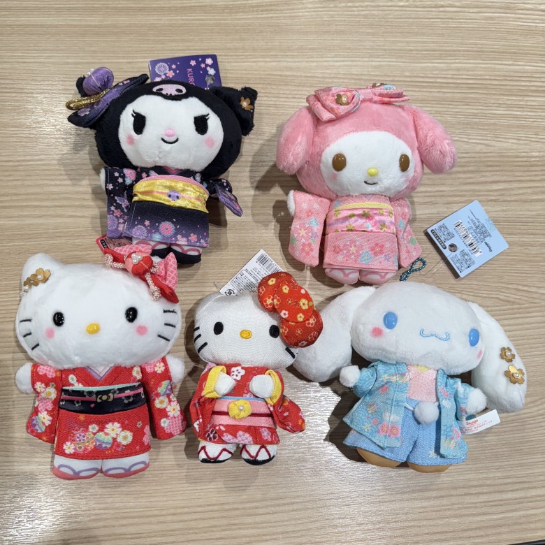 库洛米卡通蝴蝶结猫咪美乐小白狗振袖和服毛绒公仔书包挂件详情2