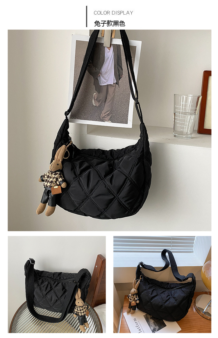 The new, trendy and fashionable single-shoulder crossbody bag with diamond-patterned embroidery thread for women in 2021, the popular dumpling bag pic 80