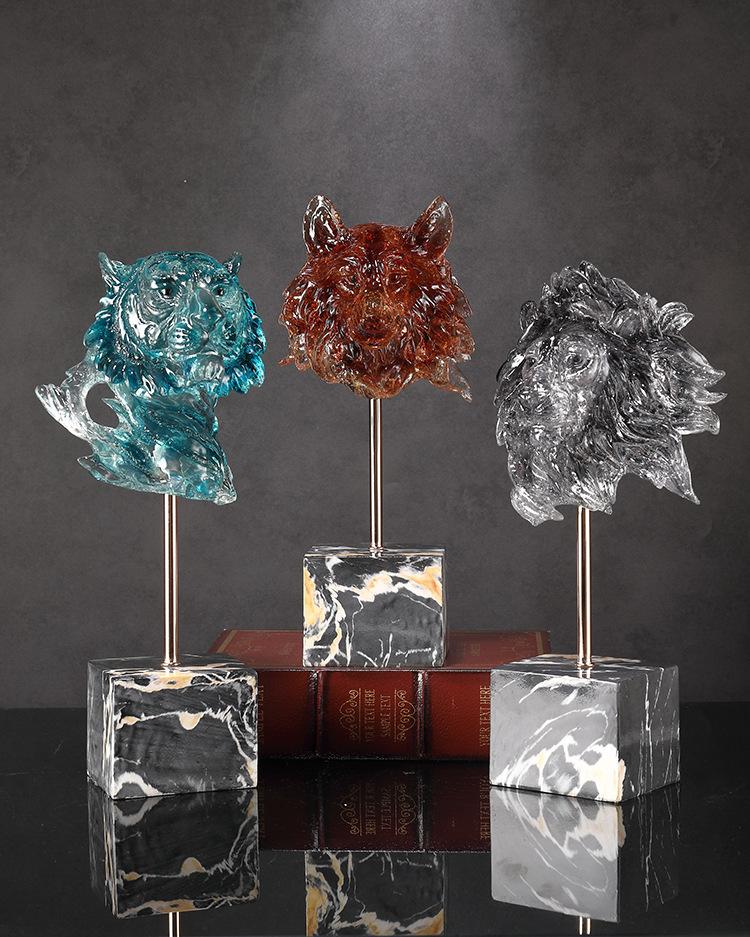 2025水晶仿真狼头摆件狼头型雕塑树脂道具玄关办公室桌面动物头像装饰树脂工艺品详情13