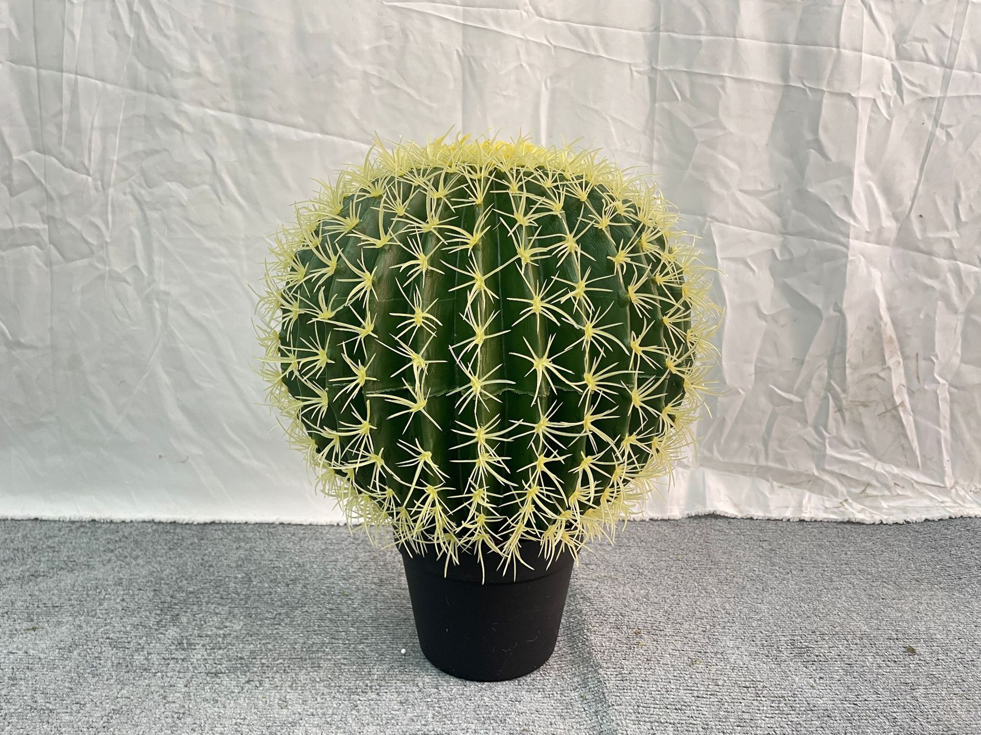 Fuente de suministro transfronterizo de fábrica de alta simulación cactus failing man columna resistente a la caída libre de mantenimiento decoración interior y exterior pic 12
