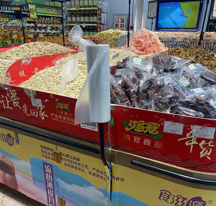 Soporte de bolsa enrollada de supermercado soporte de bolsa de compras de acero inoxidable estantes de supermercado área de suelto soporte de bolsa de rasgón de mano colgante área de suelto soporte de suspensión de bolsa de plástico tienda fresca colgante de almacenamiento de rasgón de mano vendedor super frutas y verduras bolsas de retención soportes fáciles pic 11