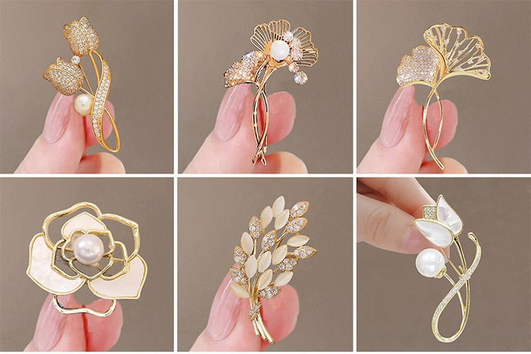 Butterfly brooches for women, high-end and niche, wholesale high-end pins, elegant and fixed clothes, suits, pearl accessories pic 1
