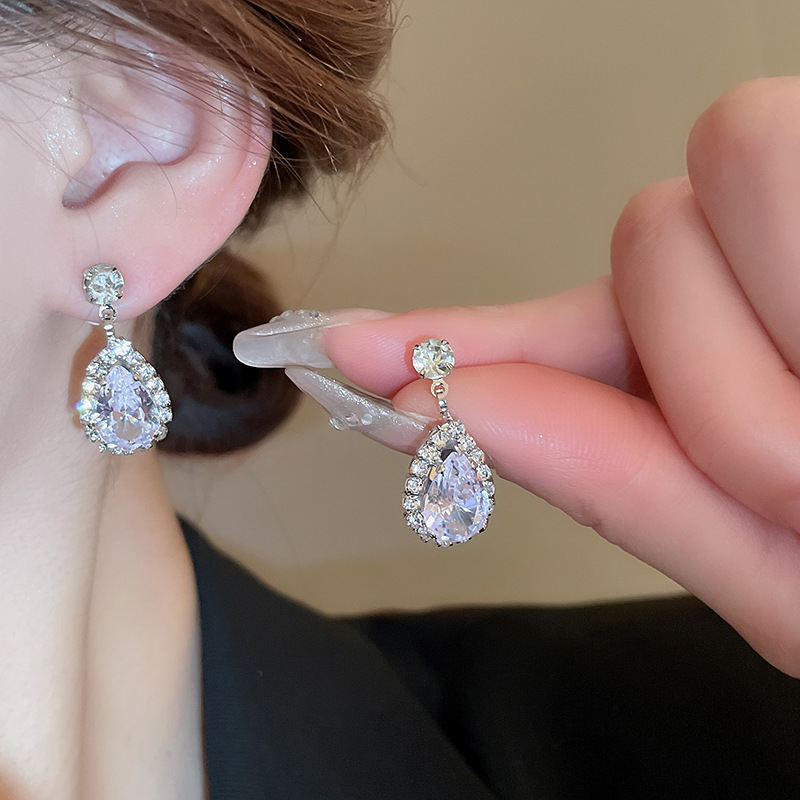 European and American cross-border water drop diamond-encrusted stud necklace, light luxury style fashion pendant, collarbone chain, internet-famous high-end accessory for women pic 19