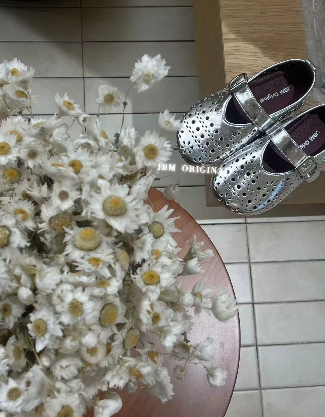 女童镂空韩版小皮鞋JBM春夏季新款银色公主鞋软底女孩玛丽珍鞋子详情5