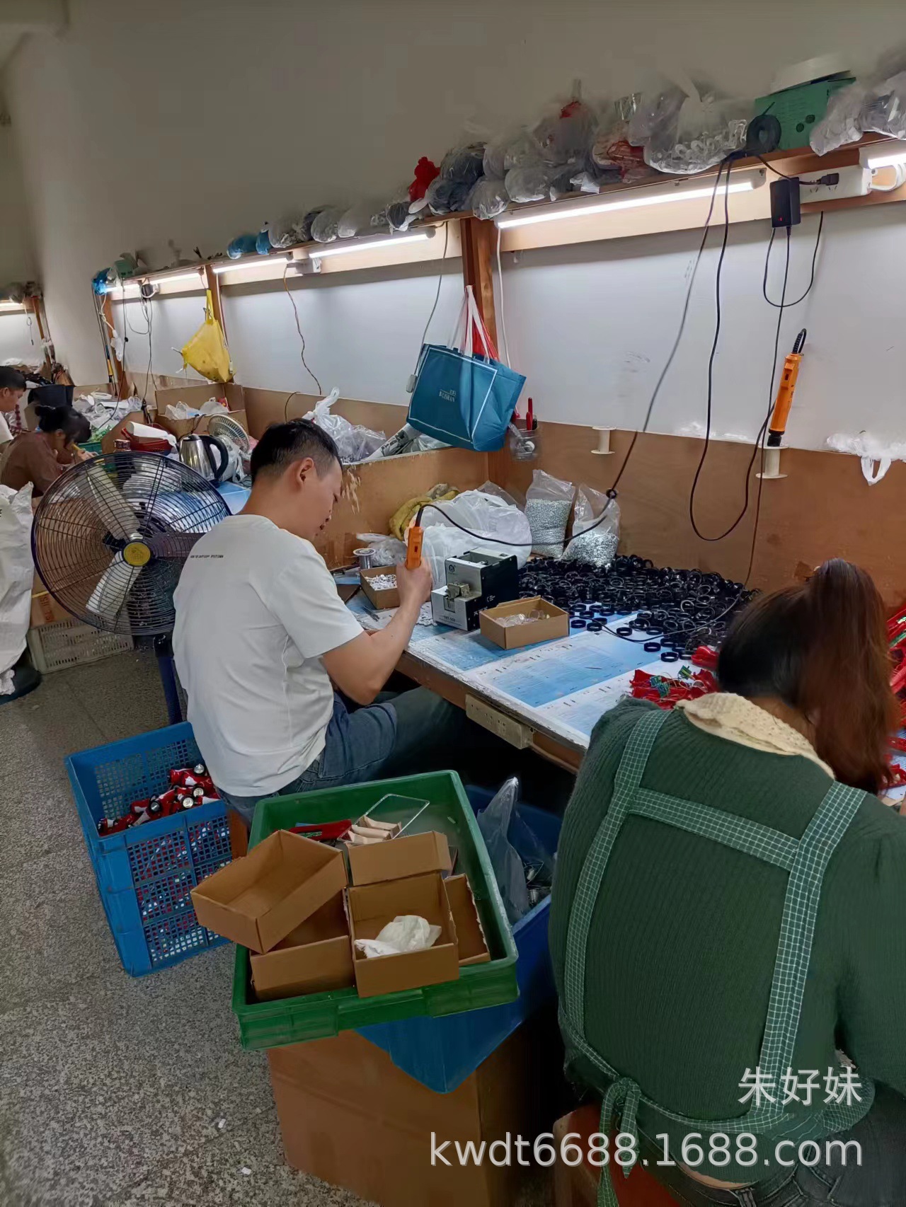 led头灯头戴式强光充电户外夜钓鱼超亮轻小号超长续航照明手电筒详情14
