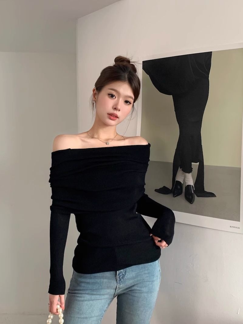 露肩一字肩上衣针织衫女秋装新款修身长袖红色漏肩黑色一字领毛衣详情29