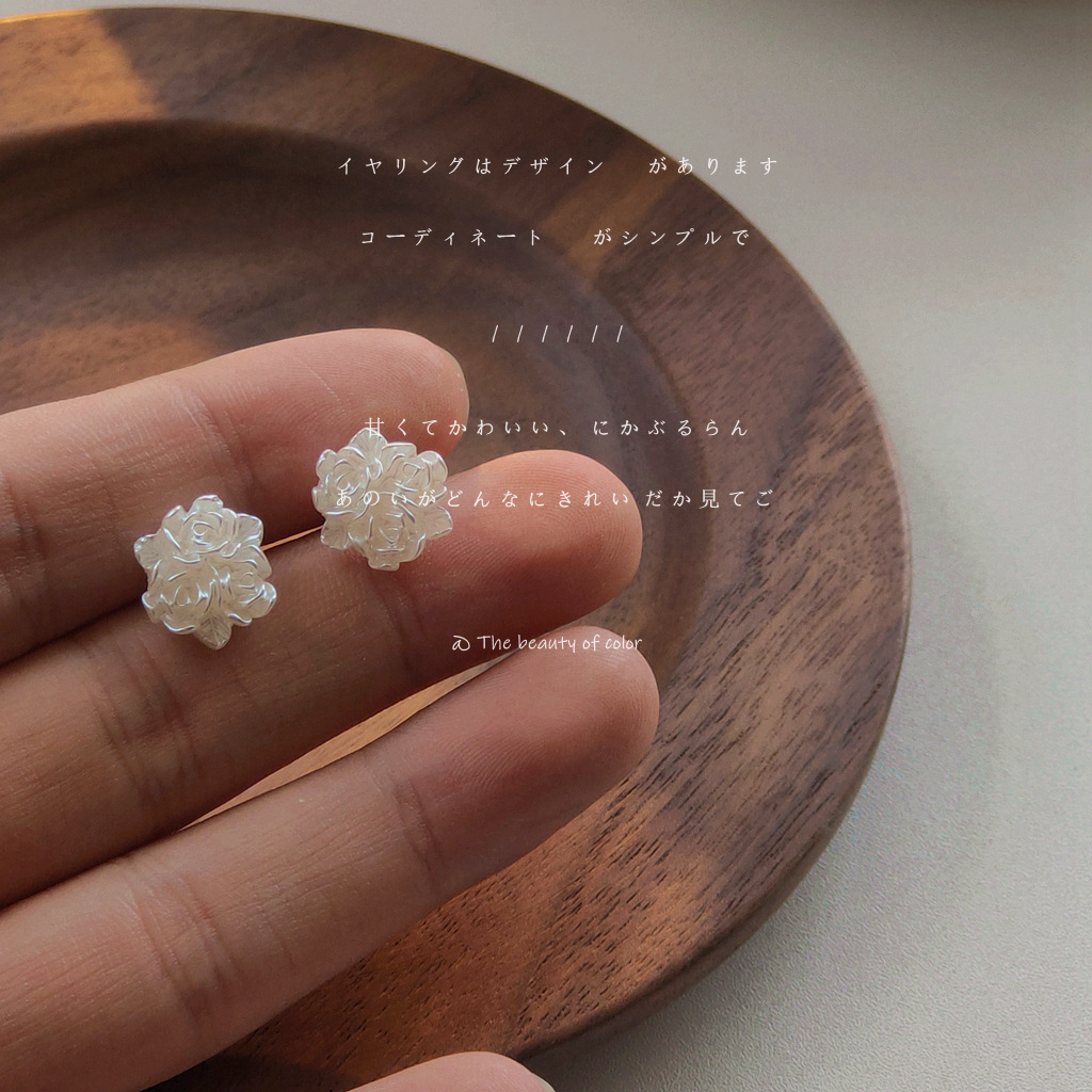 What a beautiful flower! Wholesale 925 silver needle stud earrings, gentle, sweet, simple and fresh rose earrings, new style earrings pic 4