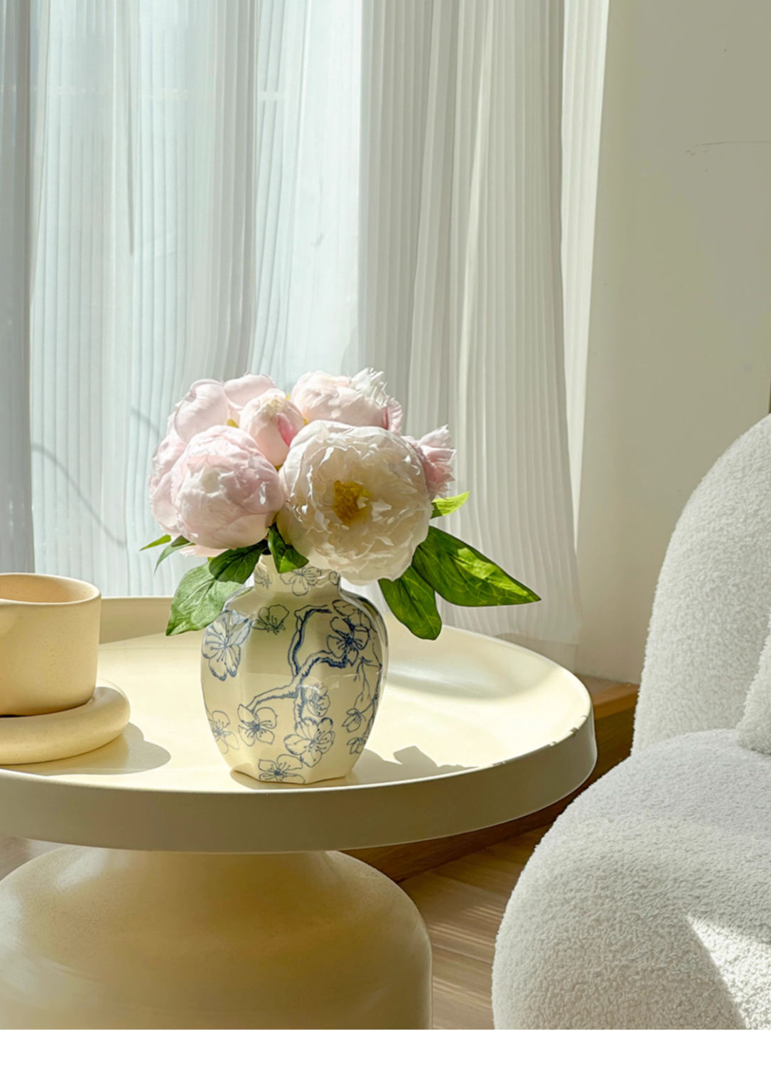 New blue and white porcelain ceramic vases, new Chinese-style ornaments, living room flower arrangements, entrance hall decorations, ancient-style simulated peonies pic 9