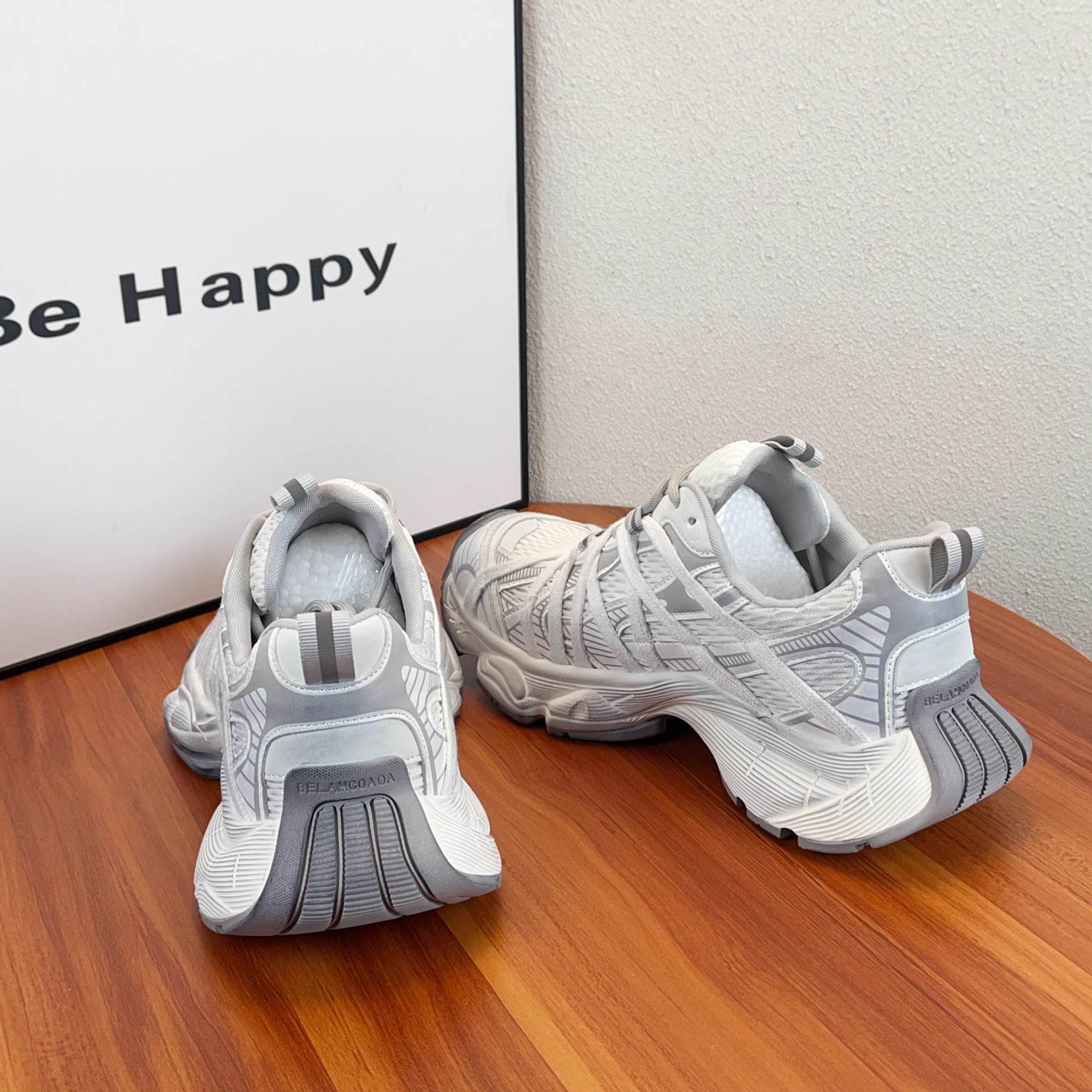 巴黎时尚厚底拼色老爹鞋女2025年新款蜘蛛侠绑带透气休闲运动鞋详情13