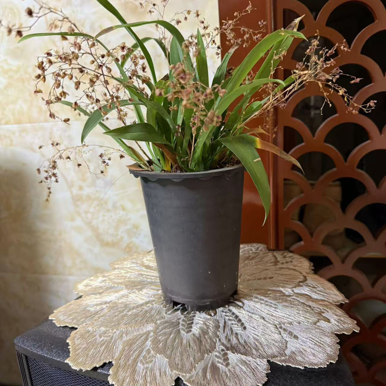 欧式PVC加底防水烫金餐垫防滑杯垫花瓶垫花朵创意装饰家居酒店详情5