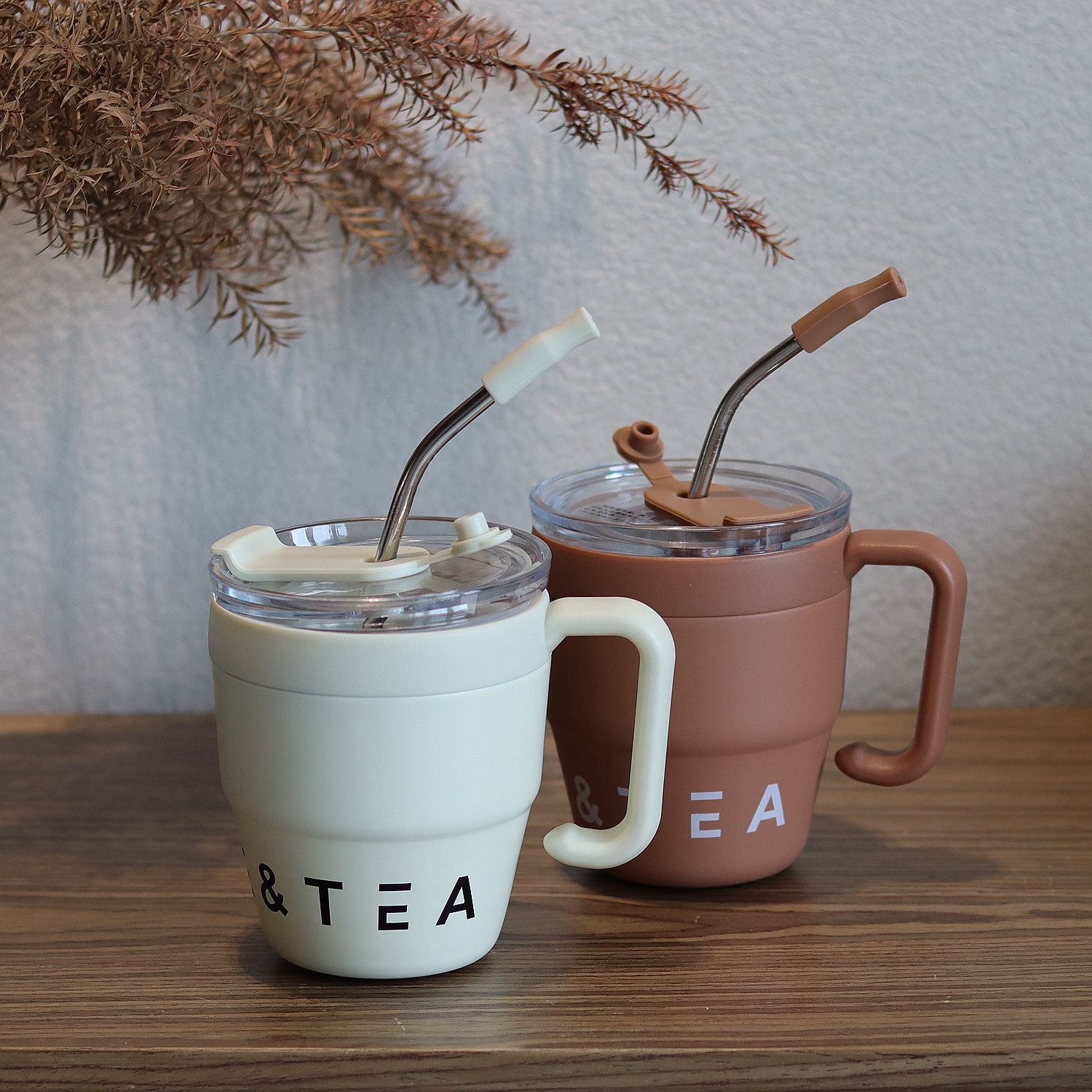 Wholesale wake-up coffee thermos cups, household handle office water cups, fashionable ins style campus Mark straw cups pic 9