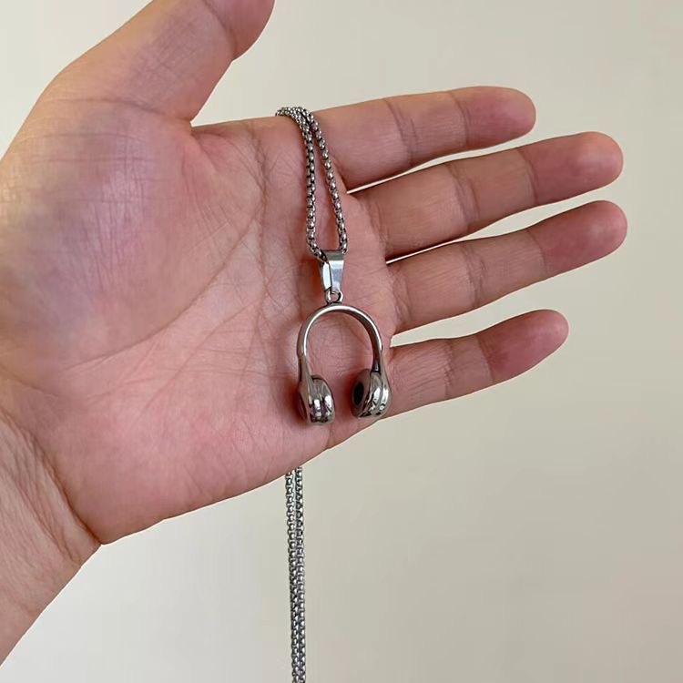 悦动旋律 音乐耳机吊坠项链2025新款百搭秋冬毛衣链 耳麦钛钢项链详情5