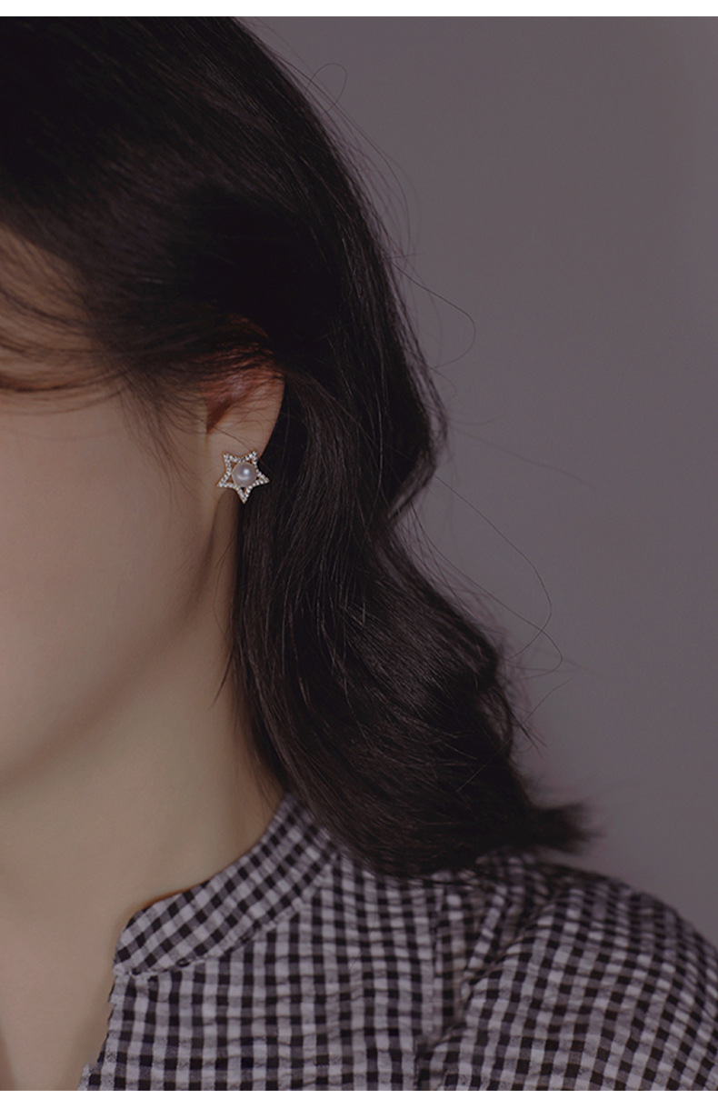 Star and moon asymmetrical stud earrings, natural freshwater pearl stud earrings S925, silver needle, niche design, light luxury, high-end earrings for women pic 10