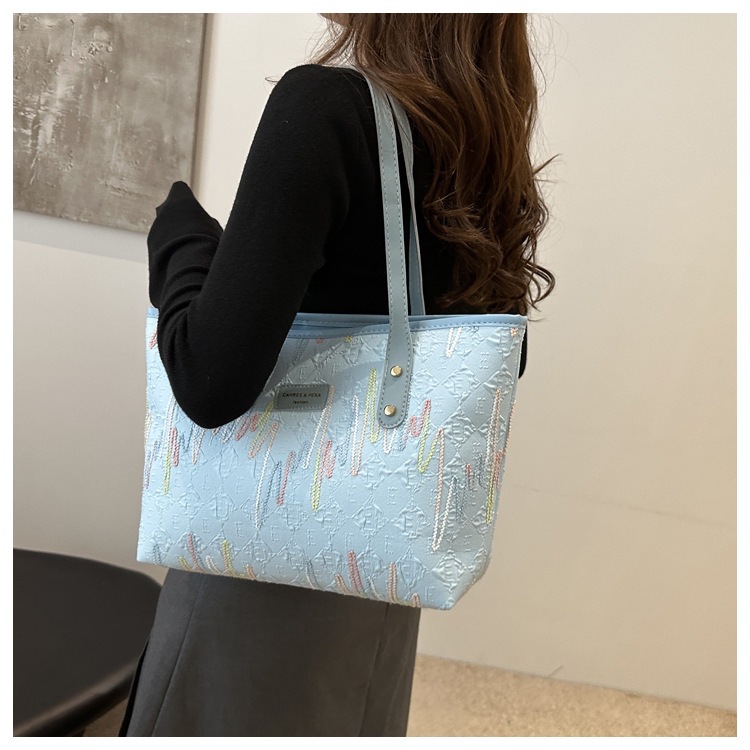 学生上课布袋包包女2024新款单肩腋下包条纹大容量通勤休闲托特包详情17