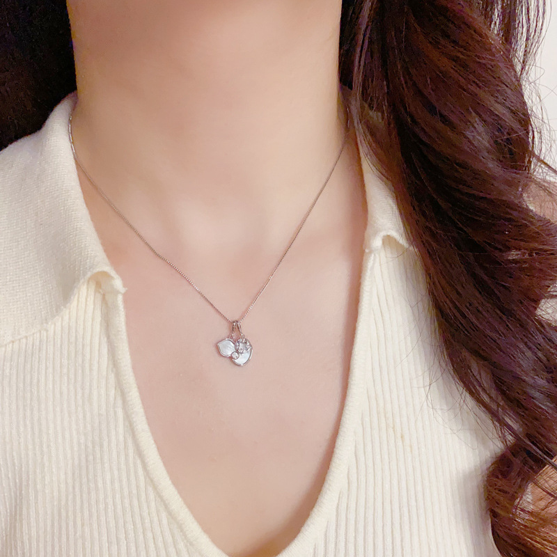 New Chinese-style fashionable shell gourd copper coin necklace, unique, light luxury, simple and versatile design sense, collarbone chain for women pic 7