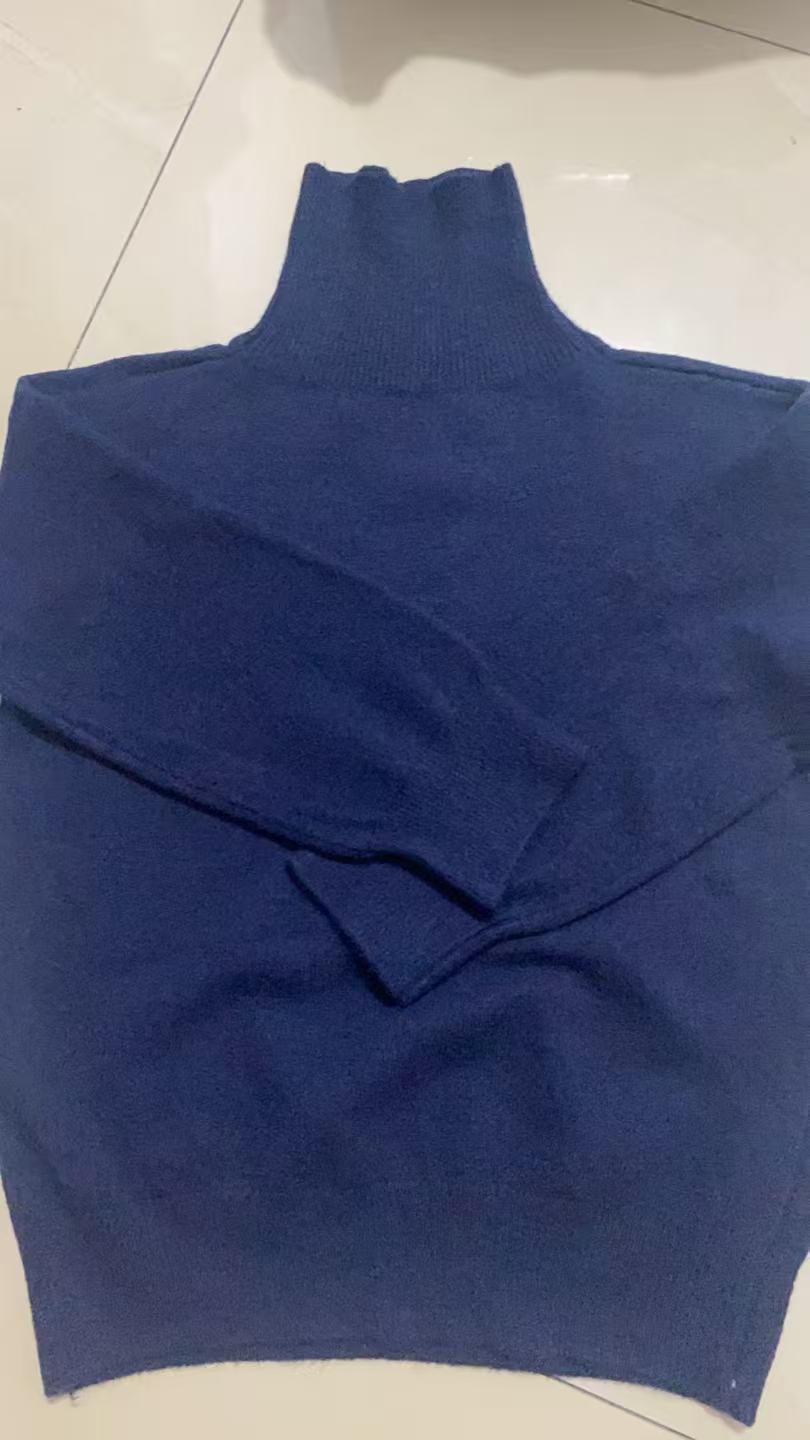 A loose and versatile knitted pullover with a laid-back style for women to wear over a high-neck sweater from Europe and America in the autumn and winter of 2025 pic 17