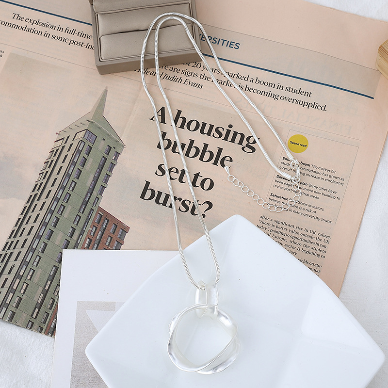 亚马逊爆款项链欧美大气双环复古蛇骨链圆形轻奢女士合金毛衣链详情14