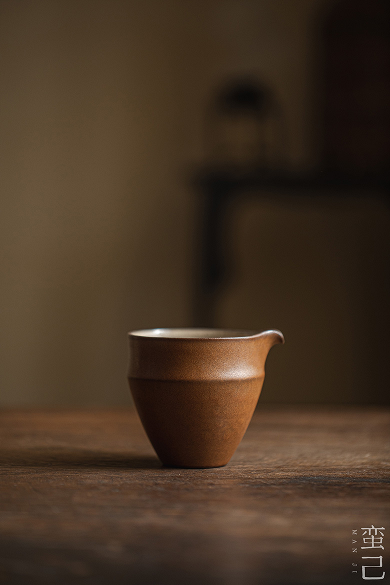 蛮己日式诧寂风公道杯功夫茶具粗陶茶海分茶器家用陶瓷公杯配件详情4