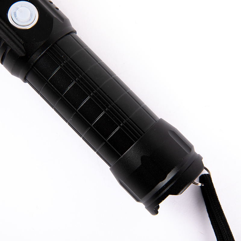 跨境新款XHP50强光手电户外防身铝合金大功率USB充电强光电筒P70详情15