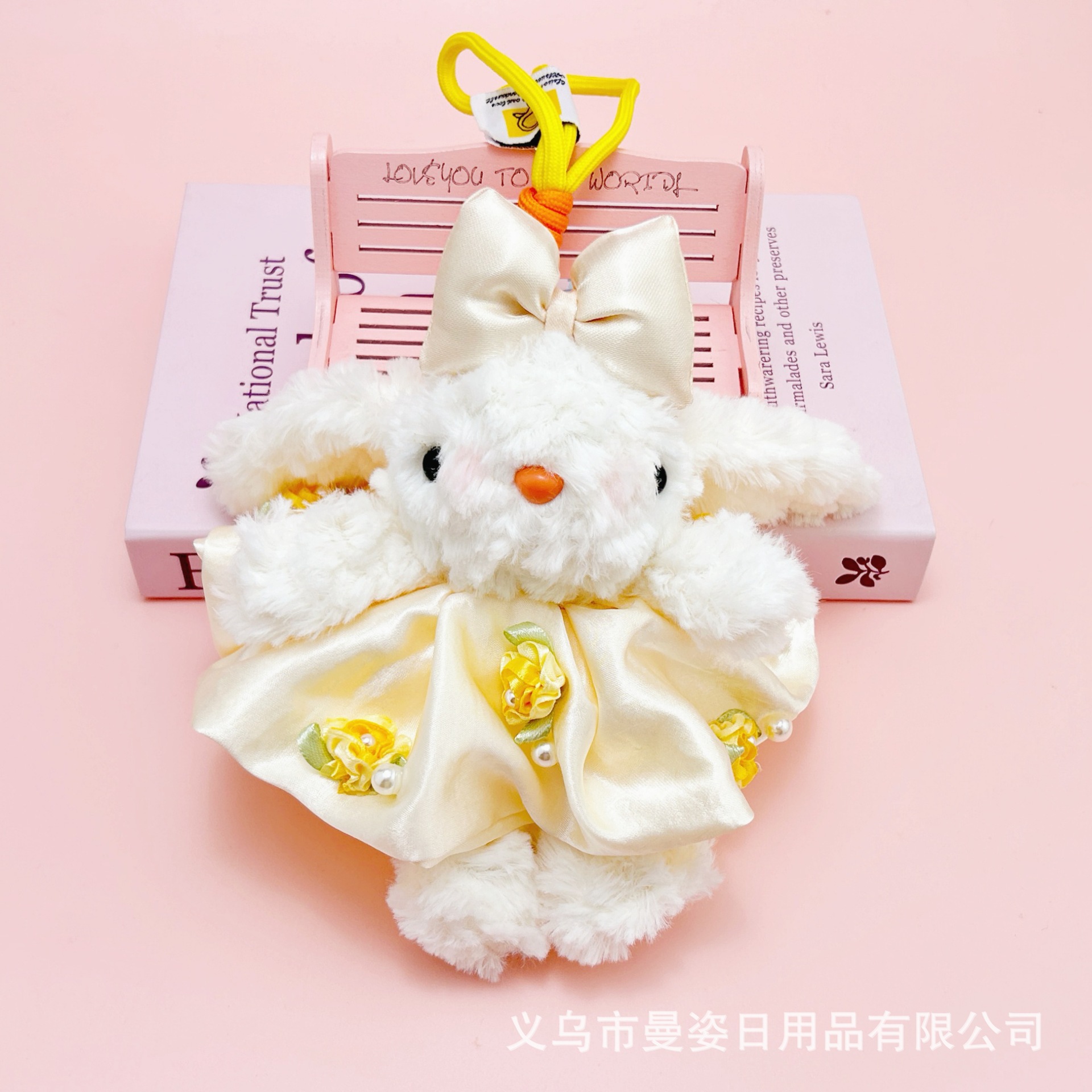 手工可爱垂耳兔毛绒玩具少女心钥匙扣公主裙精致兔子公仔摆摊批货详情12