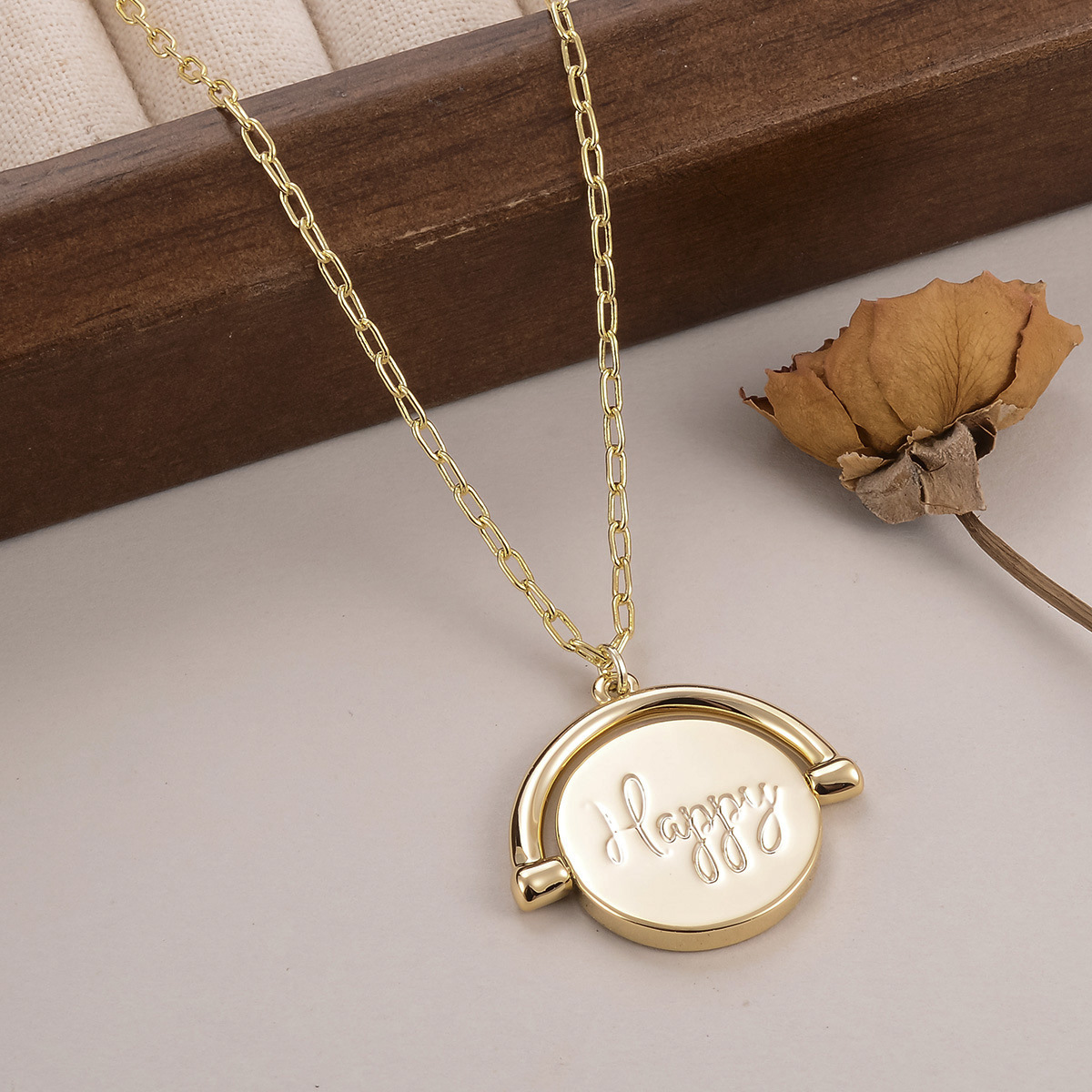 European and American letter fashion pendant, niche round English collarbone chain, versatile for women, light luxury, diamond-encrusted, personalized factory wholesale pic 49