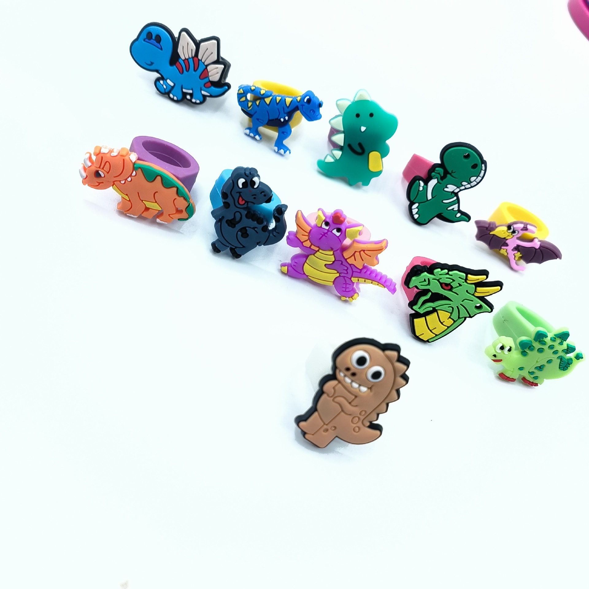 卡通PVC恐龙戒指 创意软胶公仔指环批发 恐龙图案软胶儿童戒指详情1