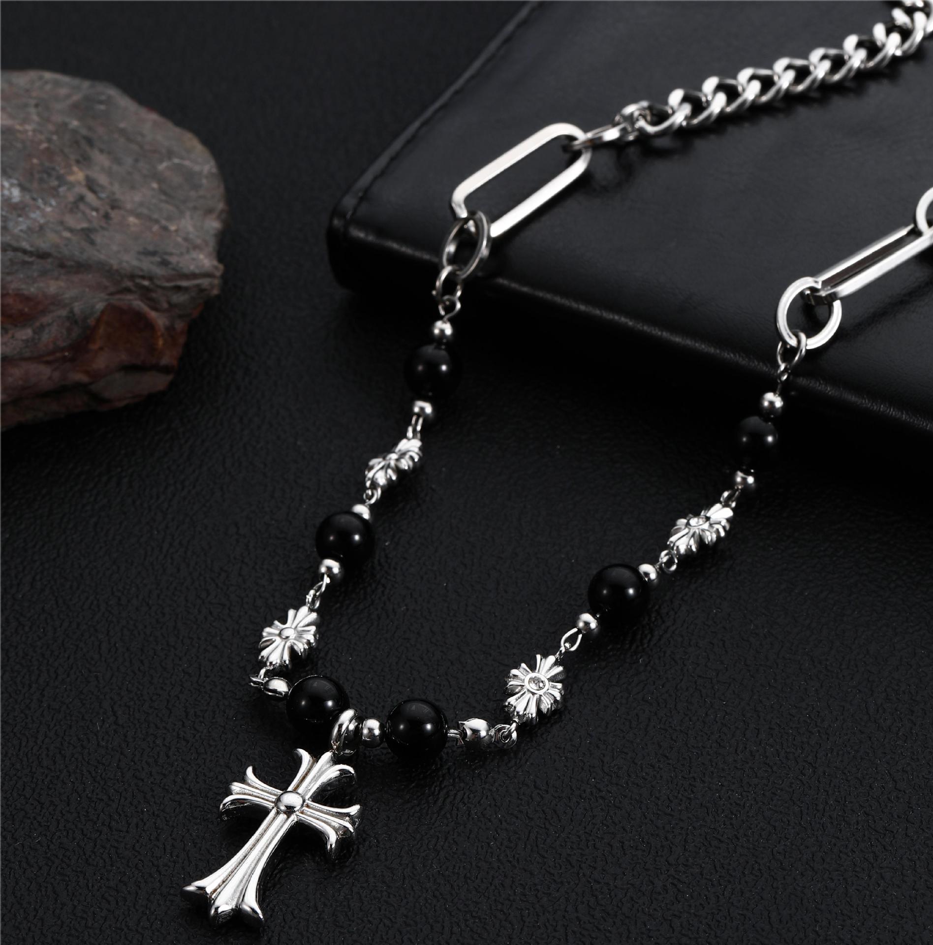 欧美复古黑色串珠钛钢十字架项链简约时尚中性高级感吊坠潮毛衣链详情6