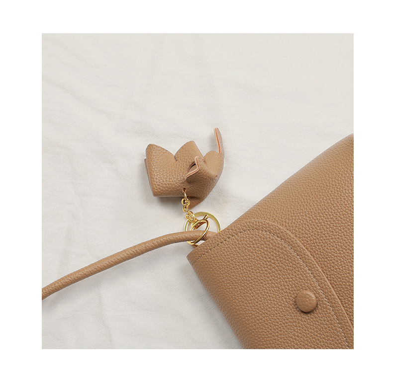 包包女士2024新款女包斜挎水桶包小包单肩百搭高级感手机包详情12