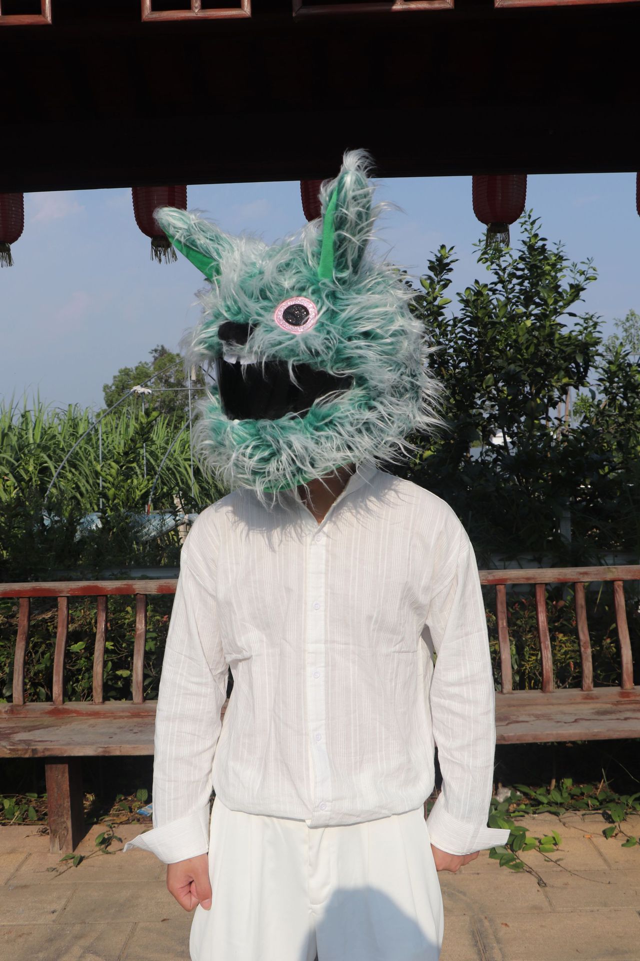 Cross-border personalized long-haired helmet covers, plush motorcycle protection covers, scratch-resistant and cute style riding cap covers are selling well across borders pic 18