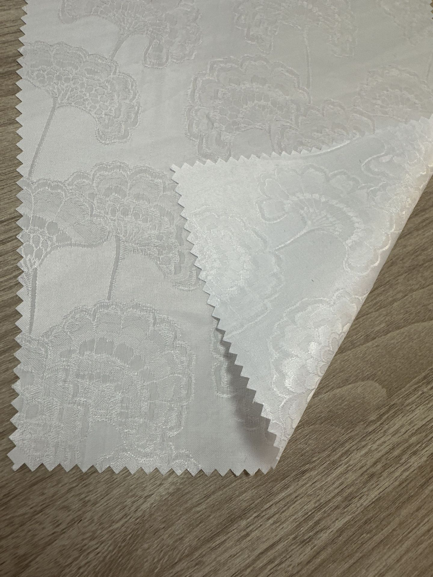 圆点提花布加捻白色柔软提花布洛丽塔公主裙面料彩色雪纺提花面料详情10