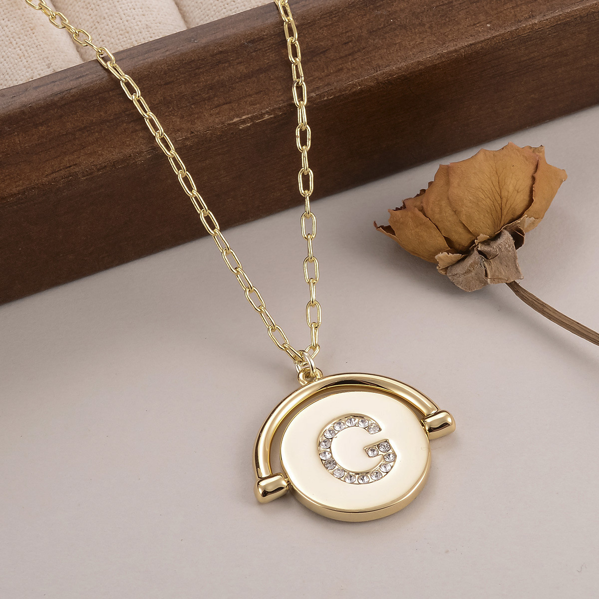 European and American letter fashion pendant, niche round English collarbone chain, versatile for women, light luxury, diamond-encrusted, personalized factory wholesale pic 46