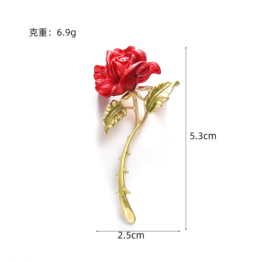 A new French red rose flower brooch with an exquisite and niche design, a stylish coat and a fashionable accessory pic 4