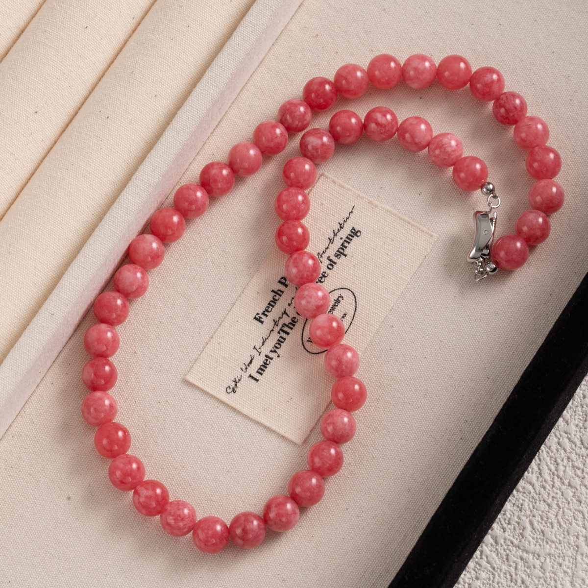 High-end colored beaded necklace for women, light luxury and niche spring and summer dopamine freshwater pearl collarbone chain necklace wholesale pic 46