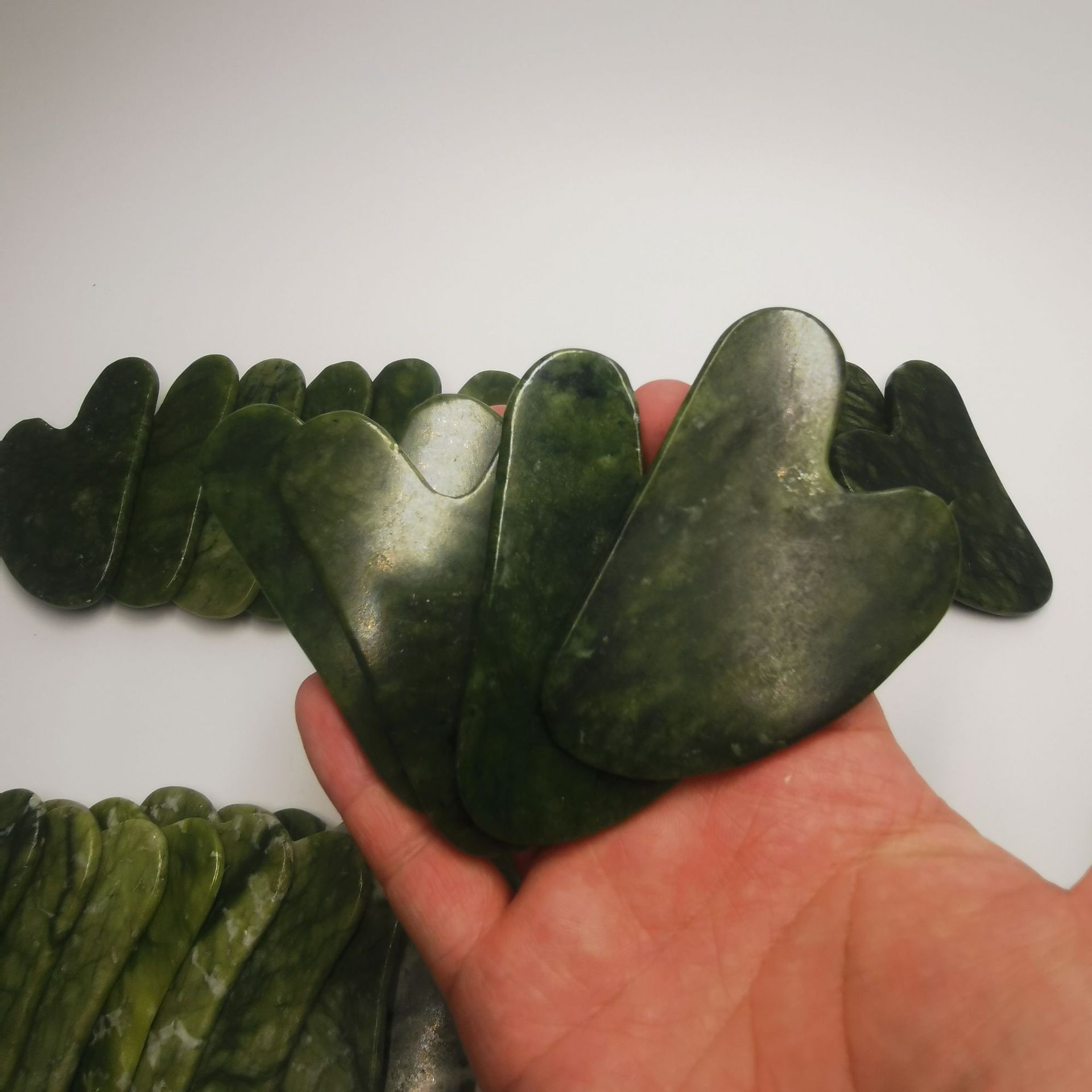 玉石刮痧板面部皮肤护理按摩专用美容经络按摩牛角天然岫玉刮痧板logo跨境厂家详情10