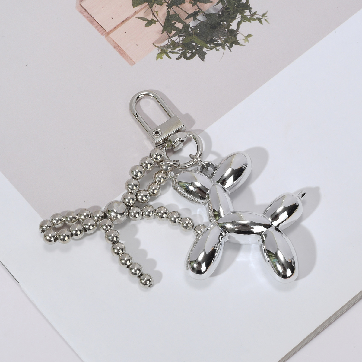 银色珠链挂件小众设计简约爱心吊坠钥匙扣包包挂件工厂批发钥匙链详情8