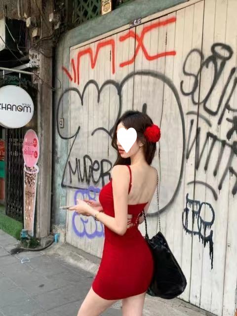 红色辣妹连衣裙女夏季设计感蝴蝶绣花修身包臀短裙收腰吊带裙详情2