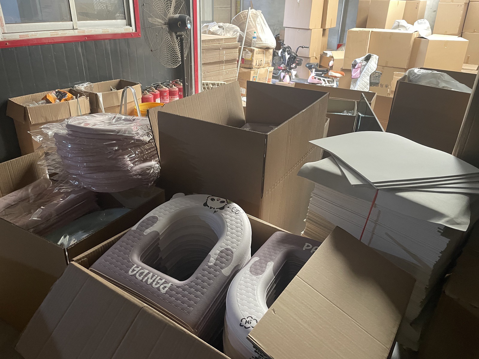 一件代发加大EVA卡通印花防水家用马桶圈粘扣手提马桶垫四季通用0358详情1