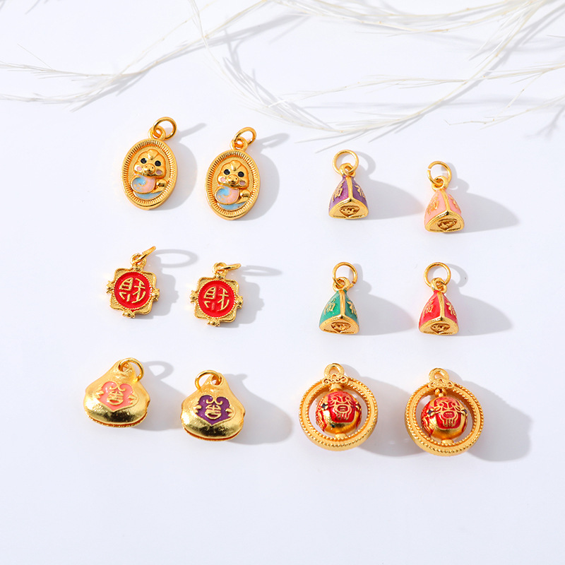 Wholesale of various styles of Chinese wind-sand gold pendants for wealth, good luck and happiness, handcrafted DIY keychain accessories pic 2