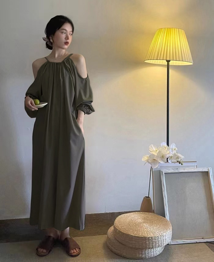 韩国东大门清冷风抽绳露肩长袖连衣裙女初秋宽松显瘦气质长裙ins详情11