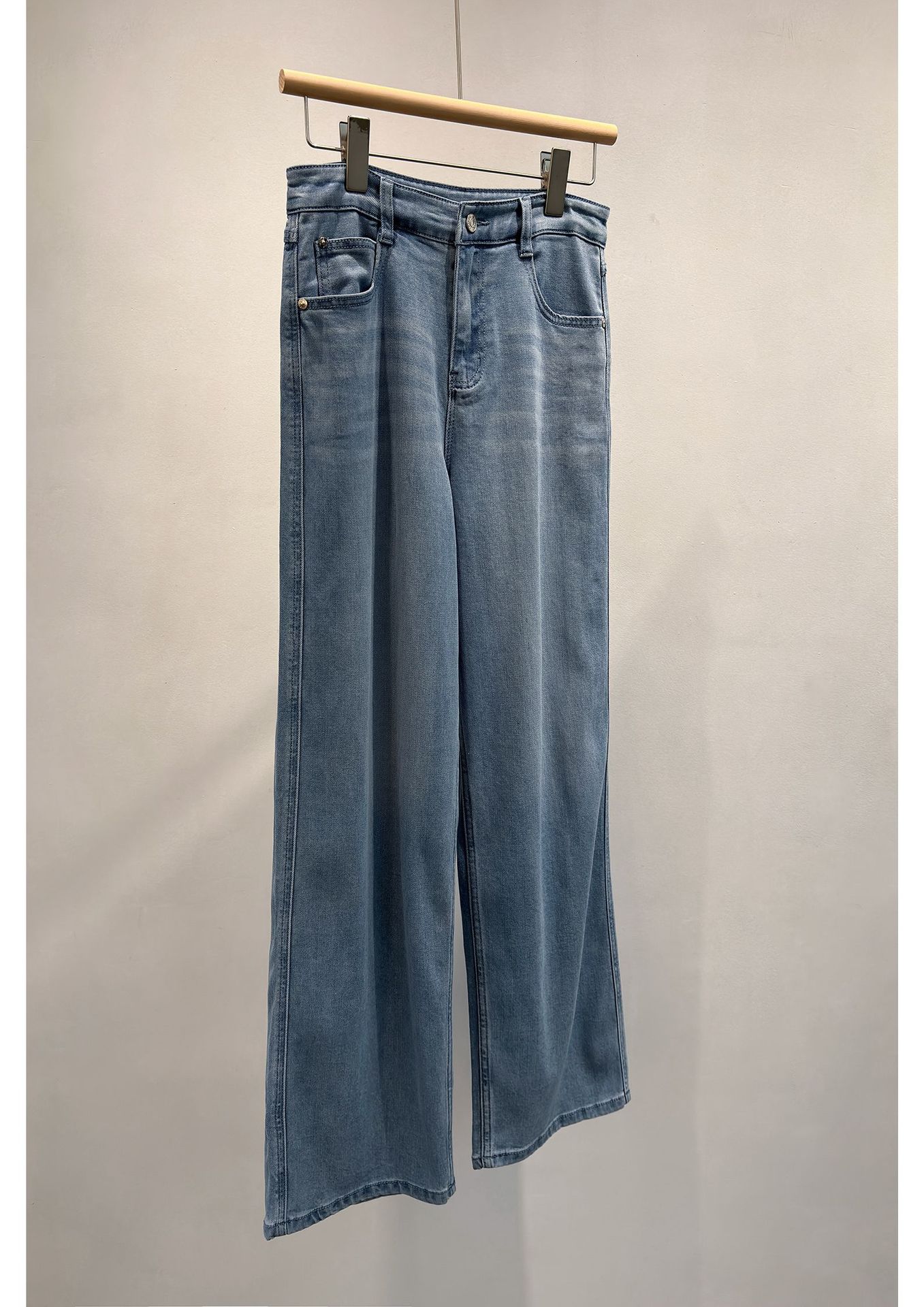 JU柔软~小禾家柜上2.8K/重工洗水轻薄阔腿直筒弹力牛仔裤女C54004详情15