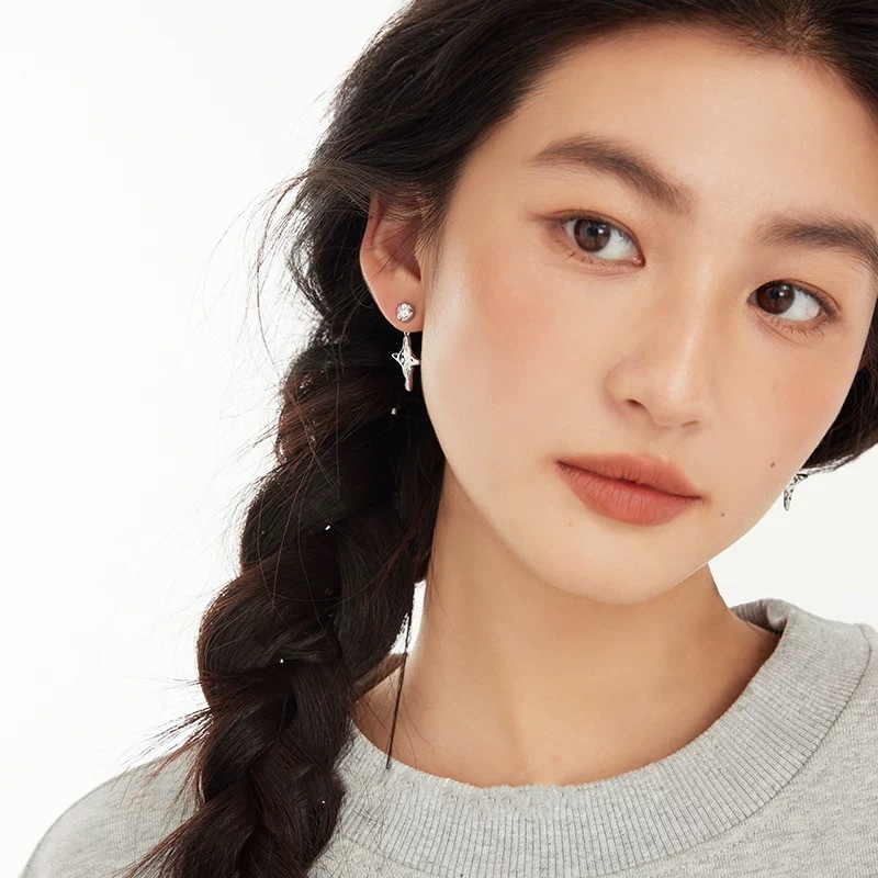 EVES*镶钻星芒耳钉 25年新款高级感冷淡风银色简约气质四芒星耳钉详情3