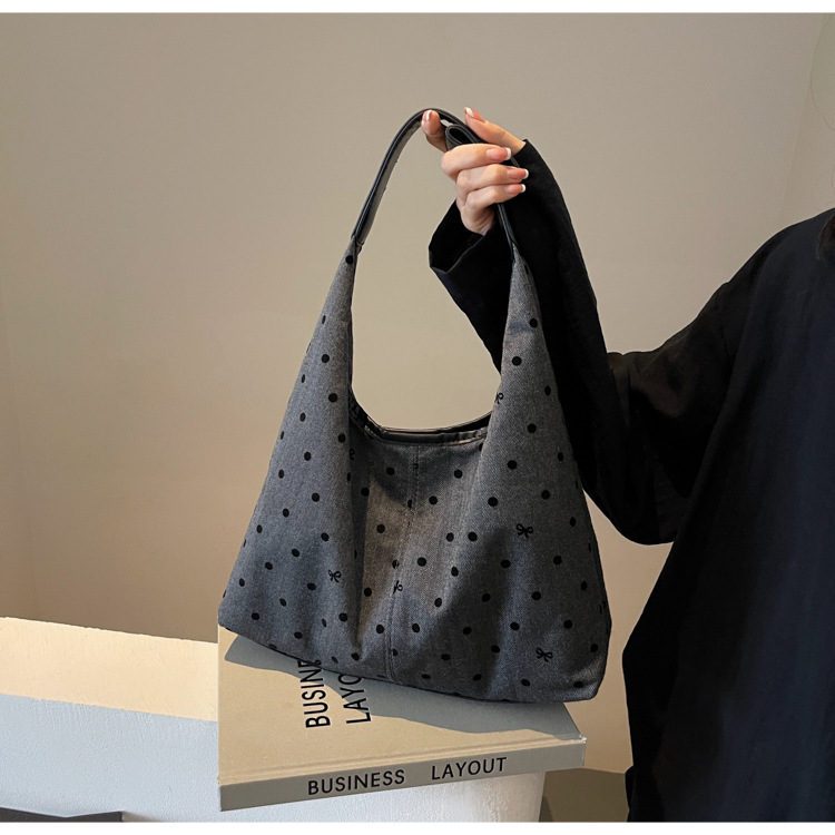 通勤大容量女包新款流行波点单肩包时尚百搭托特水桶包都市斜挎包详情37